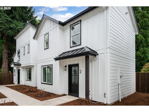 2-4103 Se Olsen St, Milwaukie, OR, 97222-5750 | Card Image