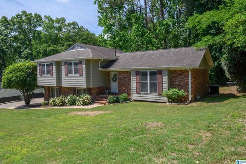3418 Tequesta Ln, Hoover, AL, 35226-2130 | Card Image