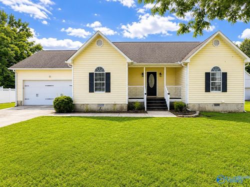 1215 Heatherwood Dr Ne, Arab, AL, 35016-5463 | Card Image