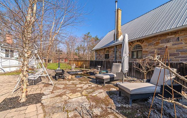 2756 Chalmers Ave, House other with 5 bedrooms, 2 bathrooms and 2 parking in Youngs Point ON | Image 14