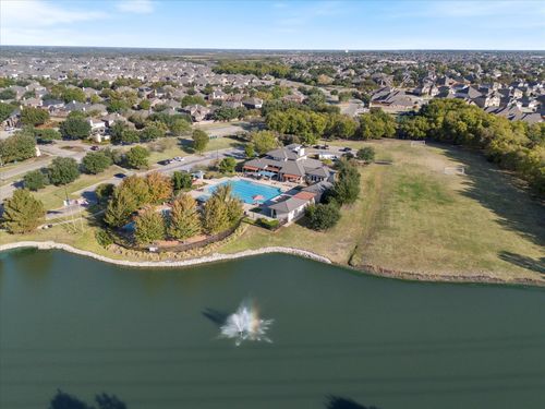 924 Mangrove Dr, Fate, TX, 75087-6917 | Card Image