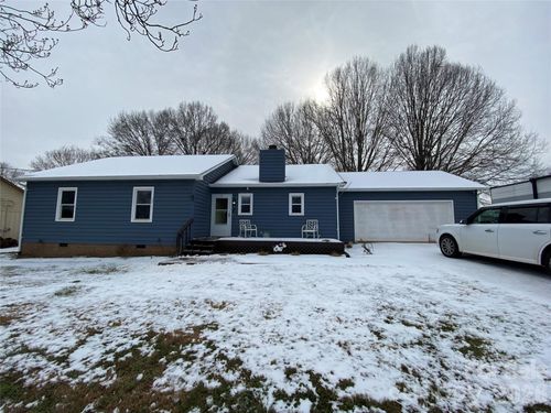 72 Pleasant Gardens Dr, Taylorsville, NC, 28681-3845 | Card Image