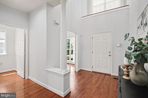 13191 Triple Crown Loop, GAINESVILLE, VA, 20155-6666 | Card Image