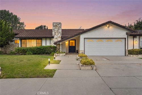 11803 Gerald Ave, Granada Hills, CA, 91344-6618 | Card Image