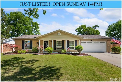 11805 Birmington Dr, Bridgeton, MO, 63044-2805 | Card Image