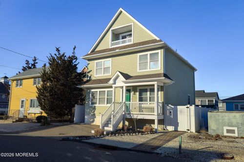 108 Sea Gull Ln, Seaside Heights, NJ, 08751-1234 | Card Image