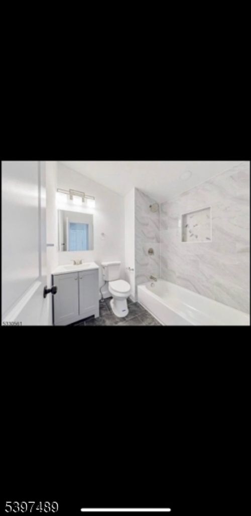 2037 Gless Ave, Union, NJ, 07083-3825 | Card Image