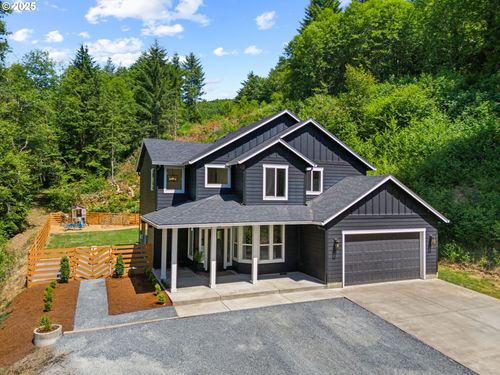 28009 Ne Thompson Cir, Yacolt, WA, 98675-9714 | Card Image