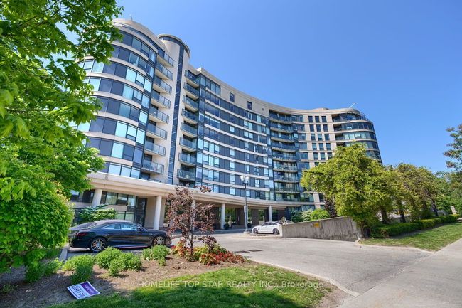 803 - 18 Valley Woods Rd, Condo with 2 bedrooms, 2 bathrooms and 1 parking in North York ON | Image 3