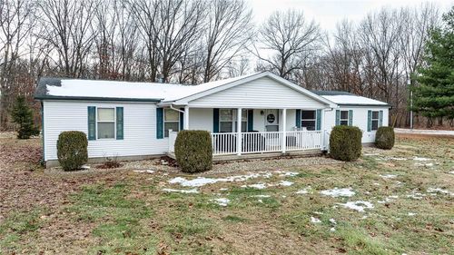 2128 E 1525 North Rd, Shelbyville, IL, 62565-4537 | Card Image