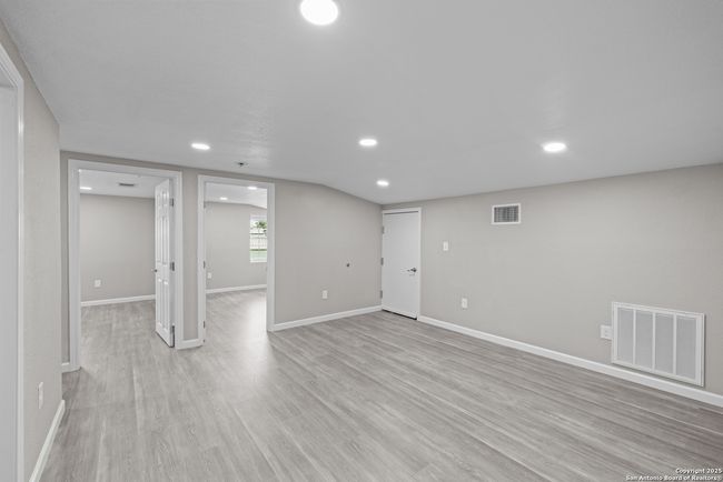 3041 Fm 3335, House other with 5 bedrooms, 3 bathrooms and null parking in Stockdale TX | Image 34