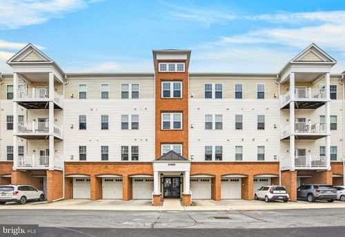 401-41895 Cathedral Valley Sq, ALDIE, VA, 20105-3213 | Card Image