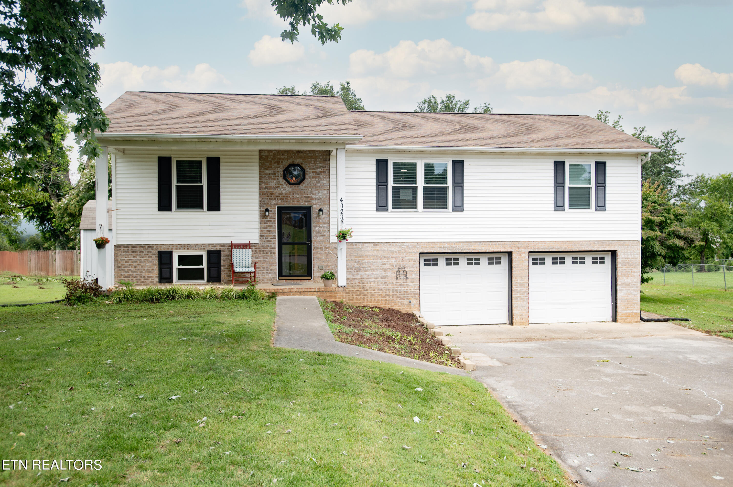 Samuel Cir, Maryville, TN 37804