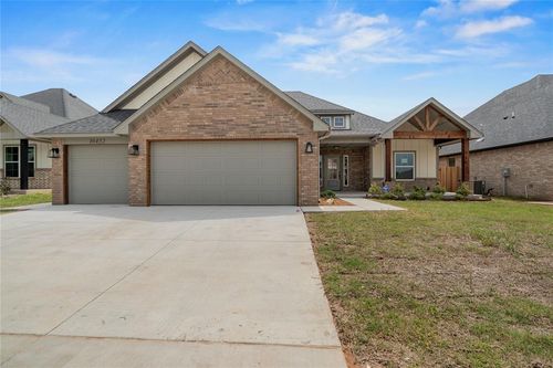 10452 Sw 51st St, Mustang, OK, 73064-5068 | Card Image