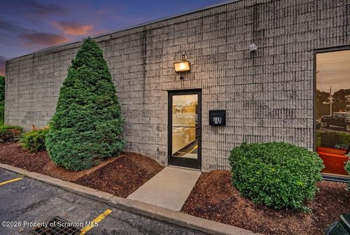 116 Monahan Ave, Dunmore, PA, 18512-1706 | Card Image