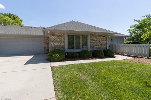 6 Kinlock Trl, Greensboro, NC, 27410-6154 | Card Image