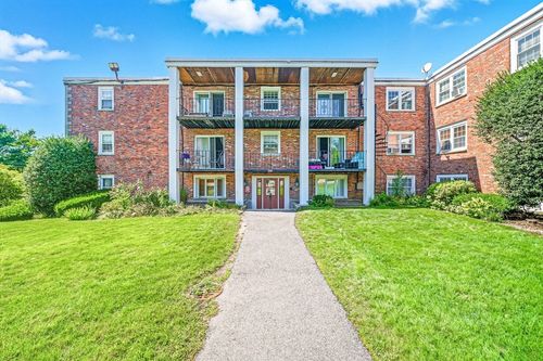 unit-f11-808 Willard St, Quincy, MA, 02169-7434 | Card Image