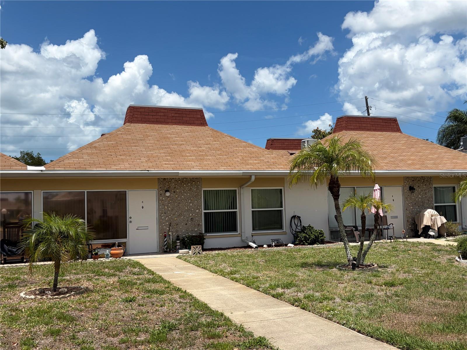 Residential in HOLIDAY 2