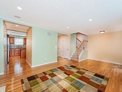 301 Lakeview Ct, Condo with 3 bedrooms, 2 bathrooms and 2 parking in Adams Twp PA | Image 3