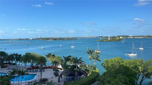 8g-5 Island Ave, Miami Beach, FL, 33139-1324 | Card Image