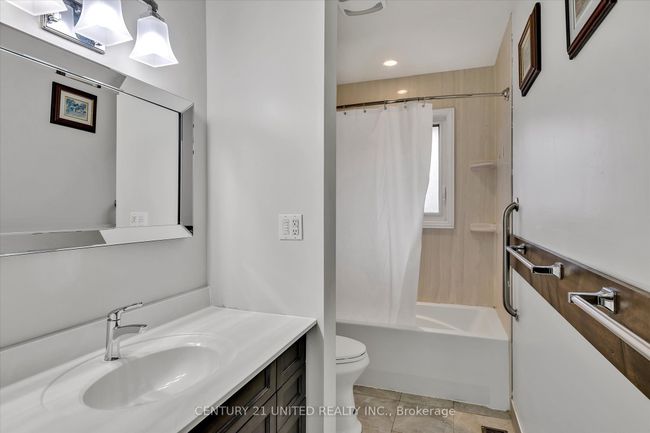 686 Corrigan Cres, House other with 4 bedrooms, 2 bathrooms and 4 parking in Peterborough ON | Image 21