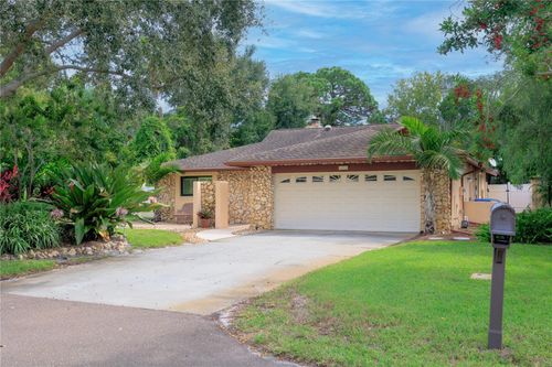 9985 W Bay St, SEMINOLE, FL, 33776-1536 | Card Image
