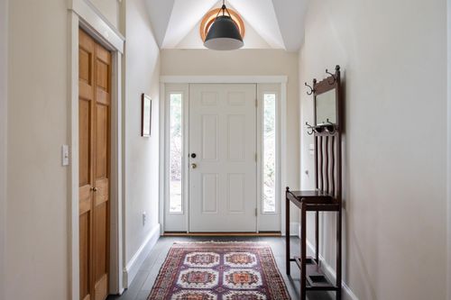 15 Plateau Rd, Williston, VT, 05495-8005 | Card Image