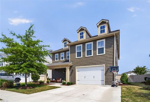 320 Middleton Way, Chesapeake, VA, 23322-4452 | Card Image