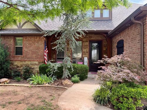 1308 Glenmere Ct, Edmond, OK, 73003-2695 | Card Image