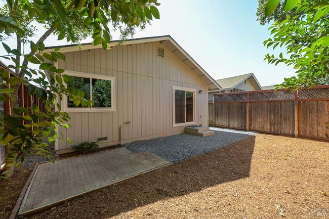 1085 Stanislaus Way, House other with 3 bedrooms, 2 bathrooms and 2 parking in Santa Rosa CA | Image 24