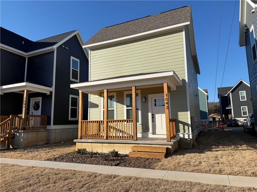 1043 S Laramie Hts, Fayetteville, AR, 72704 | Card Image