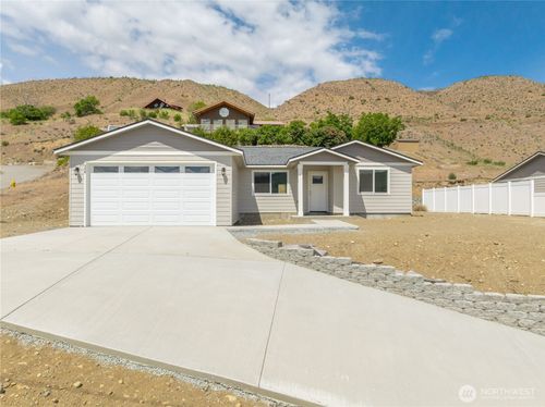 358 Ives St, Pateros, WA, 98846 | Card Image