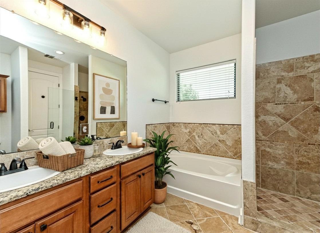 Residential Lease in Lakeway 5