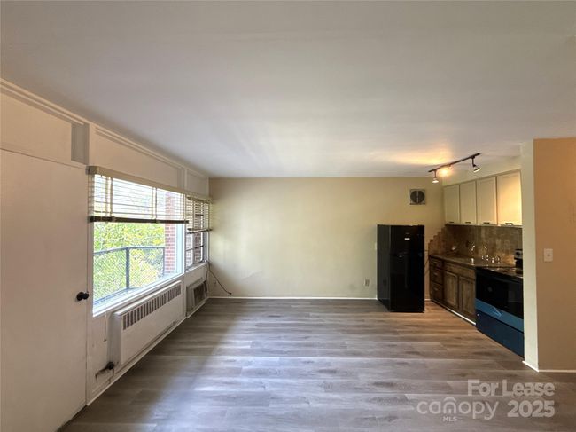 APT-208 - 2126 E 7 Th St, Condo with 1 bedrooms, 1 bathrooms and null parking in Charlotte NC | Image 4