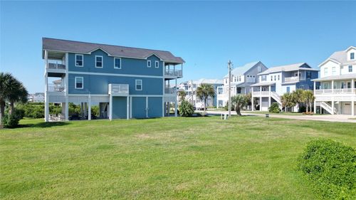 26707 Bay Water Dr, Galveston, TX, 77554-1511 | Card Image