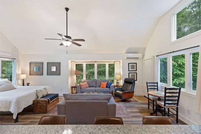 1909 - 260 River Run, Condo with 1 bedrooms, 1 bathrooms and null parking in Sapphire NC | Image 10