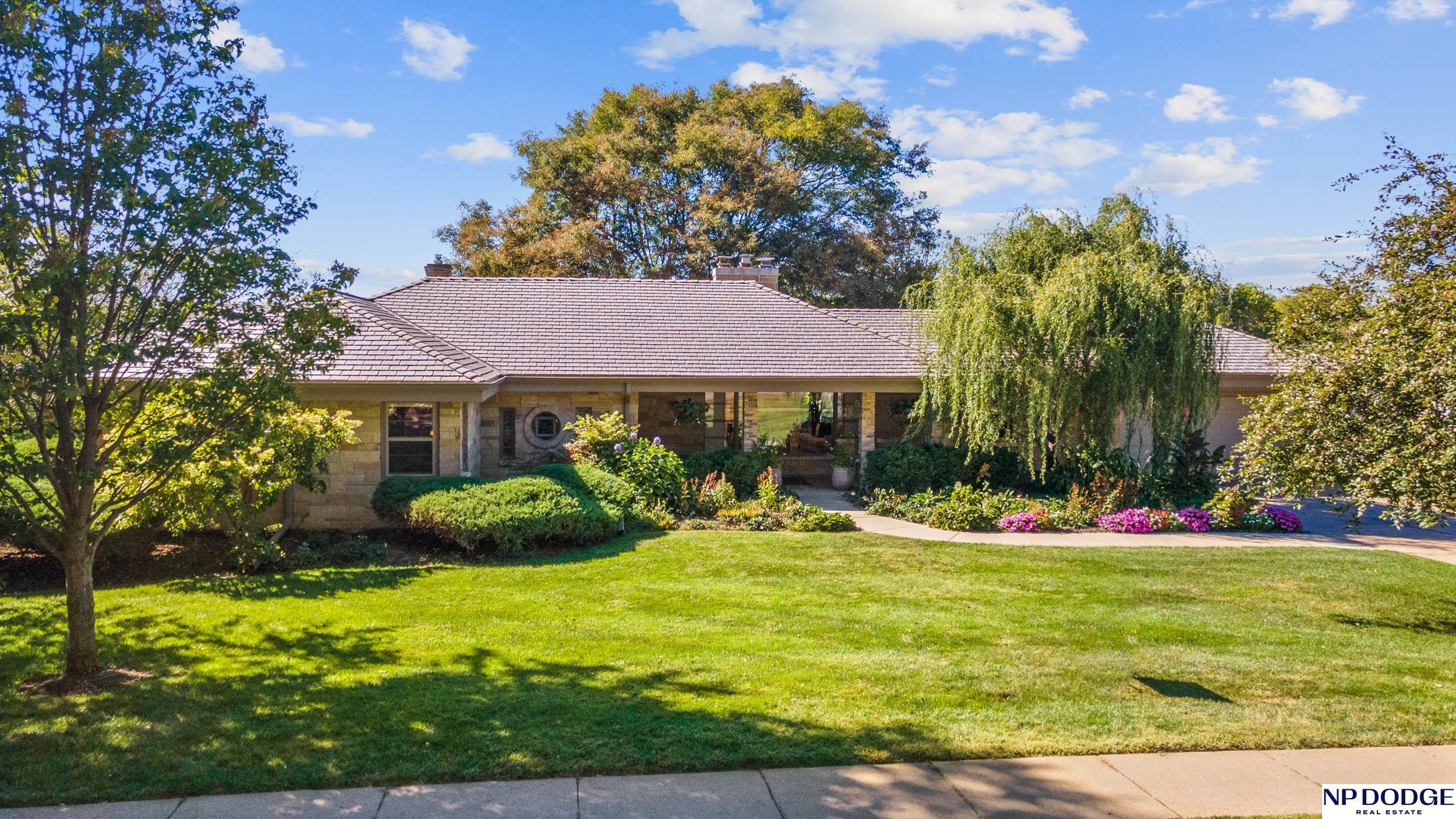 56th St, Omaha, NE 68104