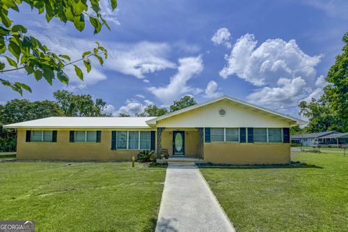 706 Jenkins St, Blackshear, GA, 31516-2546 | Card Image
