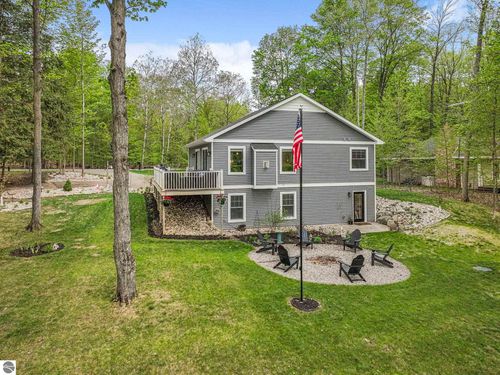 4532 Valley View Road, Bellaire, MI, 49615 | Card Image