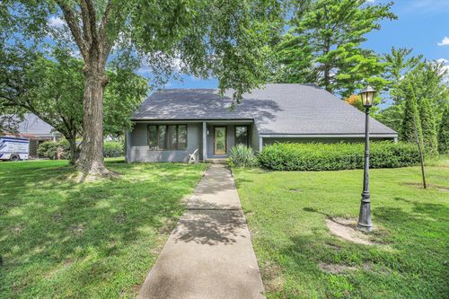 1912 Trout Valley Dr, Champaign, IL, 61822-9784 | Card Image