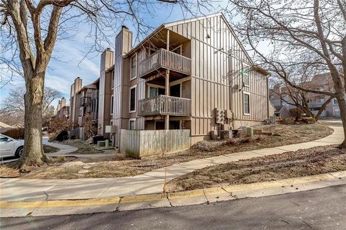 12722 W 110th Ter, Overland Park, KS, 66210-1278 | Card Image