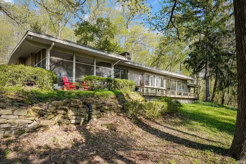 9806 Raintree Dr N, Columbus, IN, 47201-9293 | Card Image