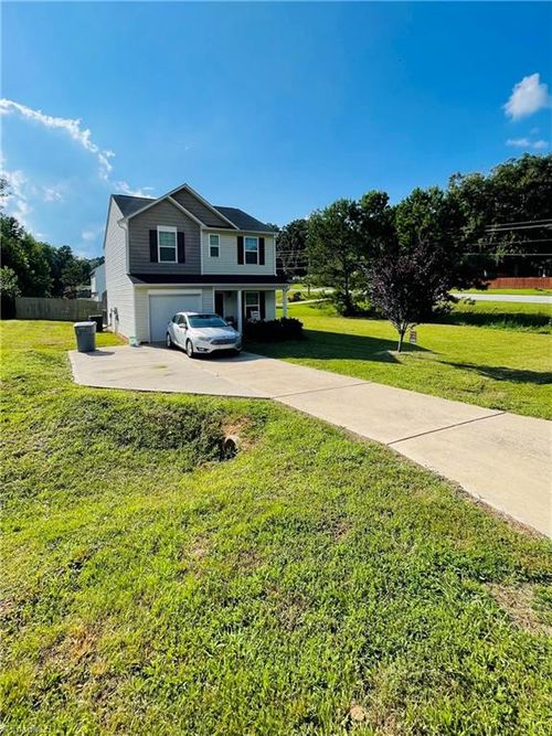 1797 Windcrest Rd, Asheboro, NC, 27203-2445 | Card Image