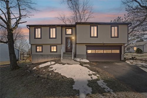 241 Countess Dr, West Henrietta, NY, 14586-9413 | Card Image