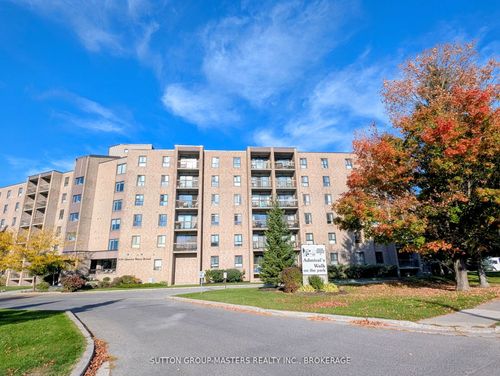 404-334 Queen Mary Rd, Kingston, ON, K7M7E7 | Card Image