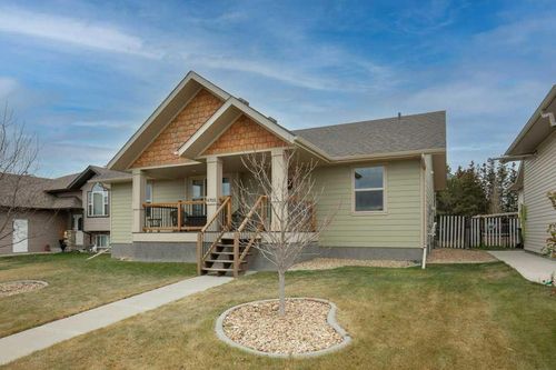 4705 58 Ave, Rimbey, AB, T0C0C2 | Card Image