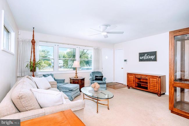 7612 Perring Ter, House other with 3 bedrooms, 2 bathrooms and null parking in PARKVILLE MD | Image 4