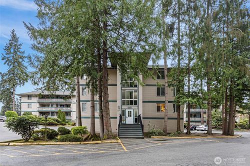 a102-5620 200th Street Sw, Lynnwood, WA, 98036 | Card Image
