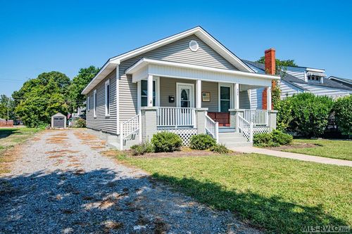 525 Hamilton St, Roanoke Rapids, NC, 27870-2701 | Card Image