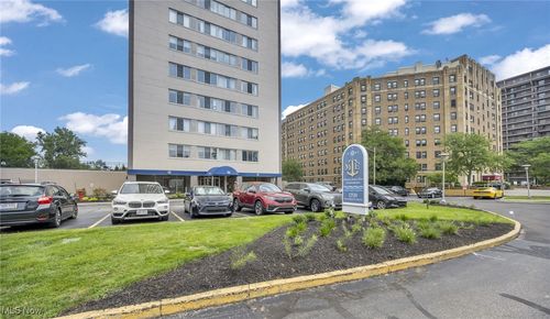 apt-803-12520 Edgewater Dr, Lakewood, OH, 44107-1642 | Card Image